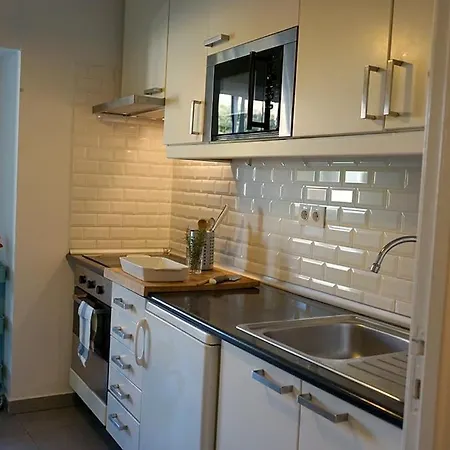 Memoria Apartment, A Cozy Space Near Belem. Appartement Lissabon